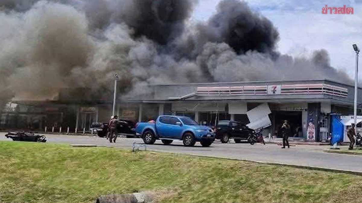 Hiện trường vụ 7-Eleven Thái Lan nghi bị tấn công bằng hoả lực: Số người thiệt mạng tăng lên 8- Ảnh 2.