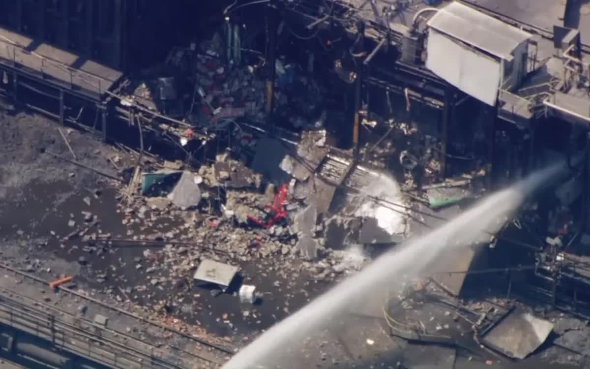 Ảnh chụp từ trên cao vụ nổ tại nhà máy thép U.S. Steel Clairton Coke Works ở Clairton, bang Pennsylvania, ngày 11/8/2025 (Ảnh: WTAE)