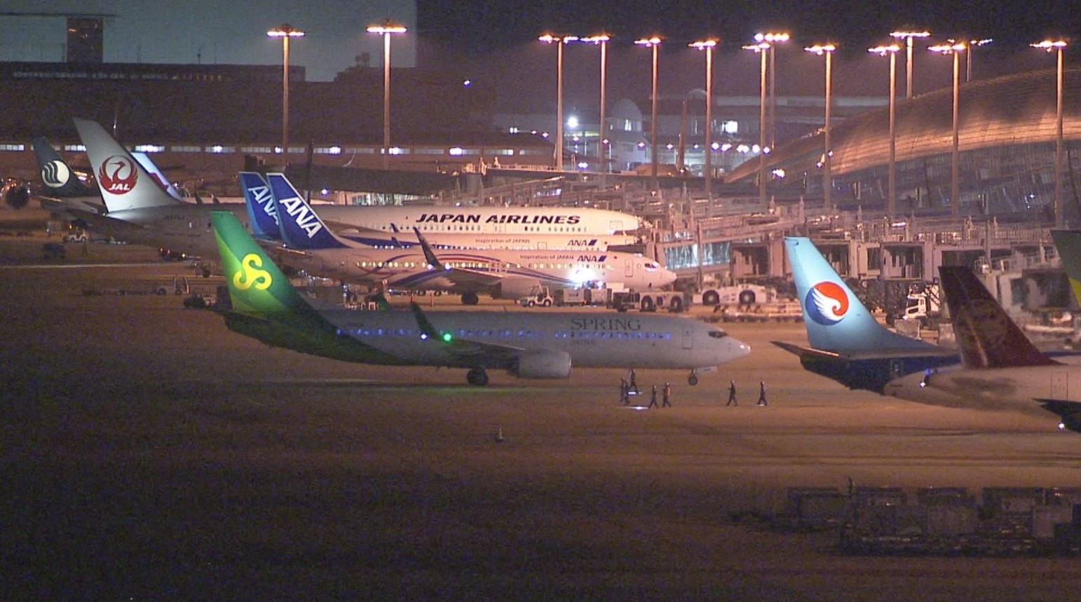 Máy bay Boeing 737 của Nhật Bản chở 191 hành khách gặp sự cố, phi công ra tín hiệu khẩn cấp- Ảnh 1. Máy bay Boeing 737 của Nhật Bản chở 191 hành khách gặp sự cố, phi công ra tín hiệu khẩn cấp- Ảnh 1.