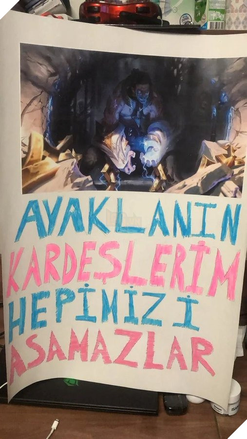 Nguoi Bieu Tinh Tai Tho Nhi Ky Su Dung Hinh Anh Mot Vi Tuong LMHT Lam Bieu Tuong Phan Khang sylas