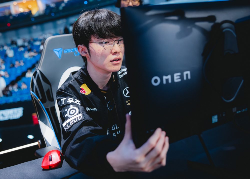 Thắng AL nhưng một kỷ lục của T1 đã bị