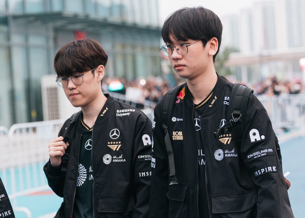 Tuyển thủ thi đấu đáng thất vọng trong trận thắng của T1 nhưng lại nhận Tuyển thủ thi đấu đáng thất vọng trong trận thắng của T1 nhưng lại nhận