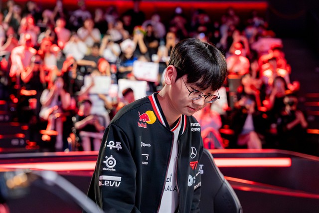 Từ chỗ Từ chỗ