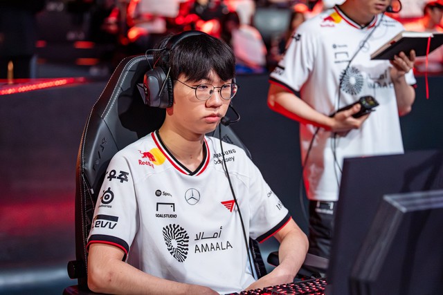 Một chỉ số của Gumayusi tụt giảm nhưng lại thể hiện sự hoàn thiện của T1- Ảnh 3. Một chỉ số của Gumayusi tụt giảm nhưng lại thể hiện sự hoàn thiện của T1- Ảnh 3.