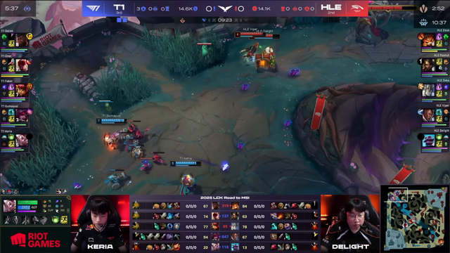 Hai siêu sao của T1 lập thành tích Hai siêu sao của T1 lập thành tích