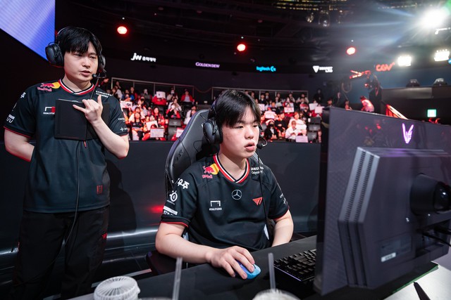 Thông báo của T1 là bằng chứng cho thấy 2 Xạ Thủ đều là Thông báo của T1 là bằng chứng cho thấy 2 Xạ Thủ đều là