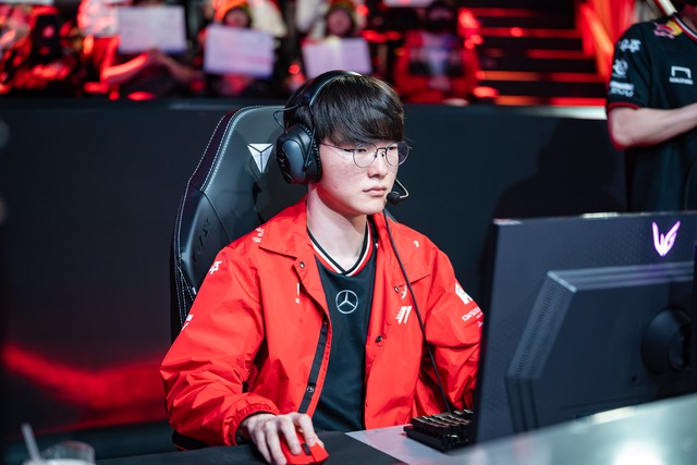 Không chỉ Zeka, T1 bại trận còn vì một yếu tố