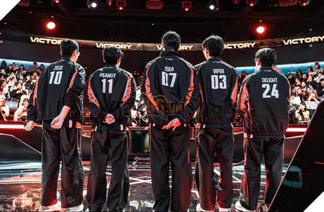 LMHT: HLE thể hiện sự tự tin với bể tướng của mình trước trận đối đầu với T1