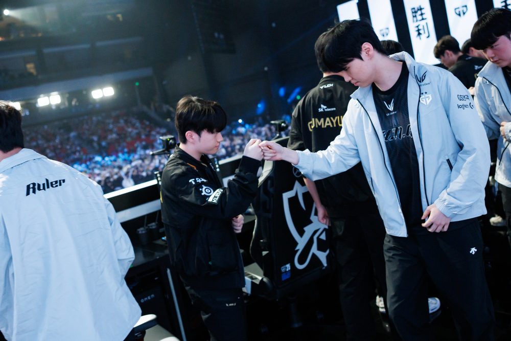 Cựu huyền thoại cũng phải