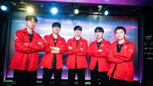 Gumayusi dự bị, Smash đánh chính trong đại chiến viễn thông T1 vs KT 2025 t1 kt smashjpg