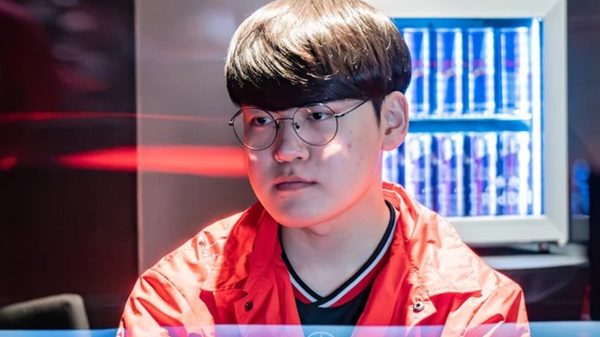 LMHT: T1 lên tiếng về câu chuyện của Gumayusi nhưng lại khiến fan lại càng phẫn nộ hơn t1 noi ve gumayusi 5 kknzjpg