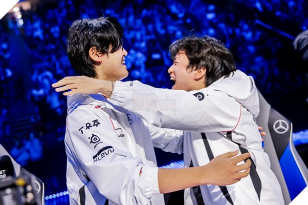 LMHT: Keria goi y vi tuong ma anh se chon lam trang phuc CKTG 2024 ngay tren stream LMHT: Keria gợi ý vị tướng mà anh sẽ chọn làm trang phục CKTG 2024 ngay trên stream