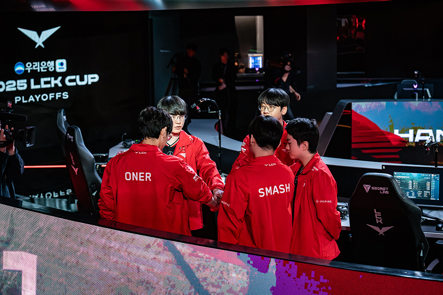T1 dính drama hậu LCK Cup 2025: Smash phốt thái độ với Faker và Keria t1 smash drama