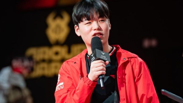 Đánh bại Ruler, T1 Smash muốn thách đấu các Xạ Thủ hàng đầu LCK t1 smash mvp 2jpg