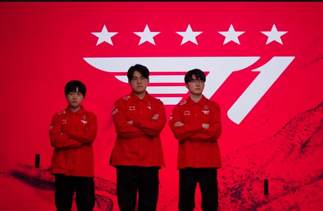 T1 tung clip công bố đội hình nhưng khán giả chỉ chú ý đến một