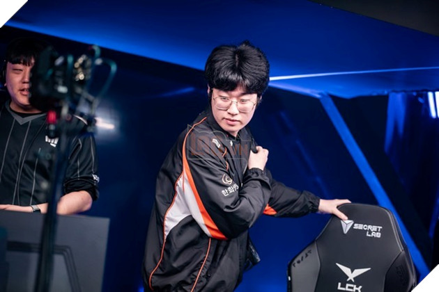 LMHT: T1 công khai xin lỗi nhưng quản lý của Zeus lại có động thái phản pháo mạnh mẽ 3