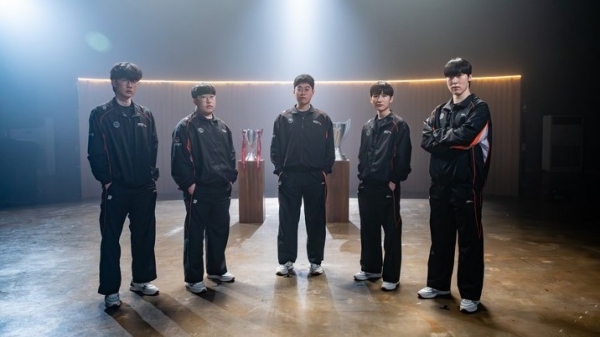 T1 thảm bại 0-3 trước HLE, rơi xuống nhánh thua LCK Mùa Hè 2025 25 T1 thảm bại 0-3 trước HLE, rơi xuống nhánh thua LCK Mùa Hè 2025 t11 320250915032913jpg