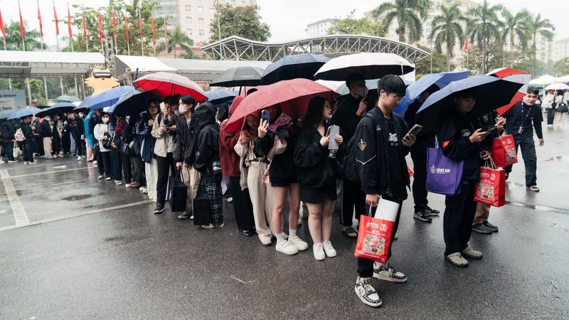 Cung điền kinh Mỹ Đình bùng nổ trong ngày Chung kết Đấu trường Danh Vọng Mùa Đông 2025 t1rybap