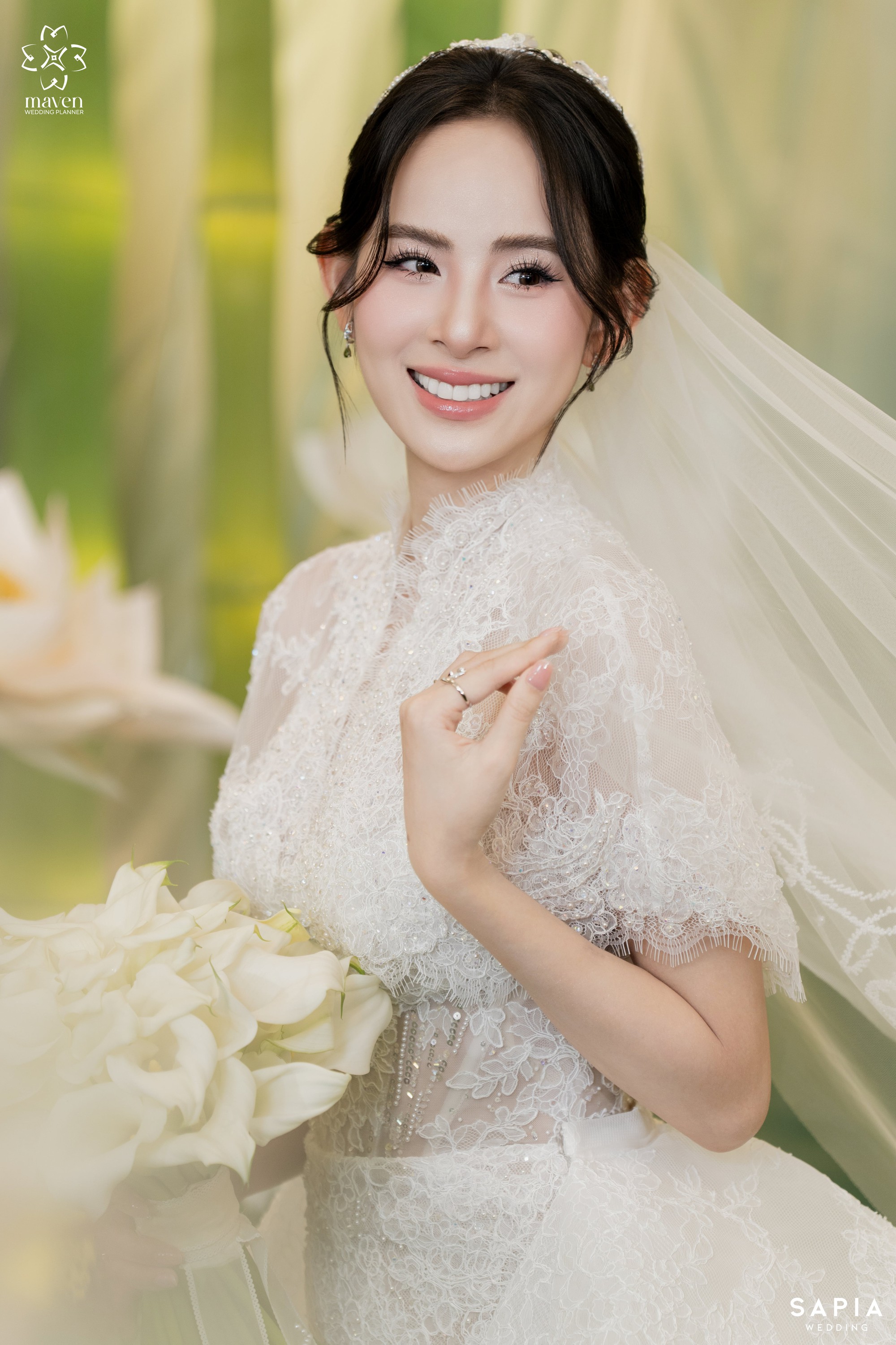 Đám cưới Hương Liên và thiếu gia: Nhan sắc cô dâu 10 điểm, đến hôm nay mới được thấy diện mạo chú rể!- Ảnh 2.