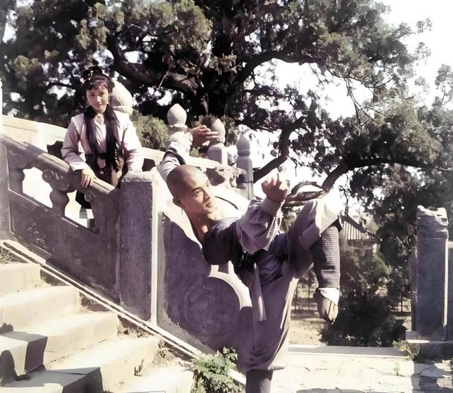 Lý Liên Kiệt mắt đỏ hoe tiết lộ sự thật phũ phàng về Thiếu Lâm Tự- Ảnh 1.