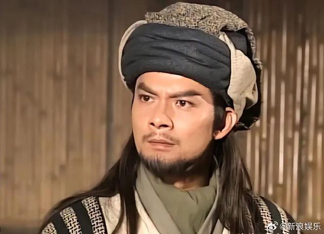 “Kiều Phong” Huỳnh Nhật Hoa giải nghệ, thổi bùng tranh cãi- Ảnh 2.