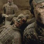 Khi khai quật đội quân đất nung trong lăng Tần Thuỷ Hoàng, chuyên gia đã phạm sai lầm lớn: 15 giây "mất mát" mà Trung Quốc mãi tiếc nuối tan thuy hoang 17587889156081907250368 1758855767843 17588557685382146456528 0 0 496 794 crop 1758855773065252305318jpg