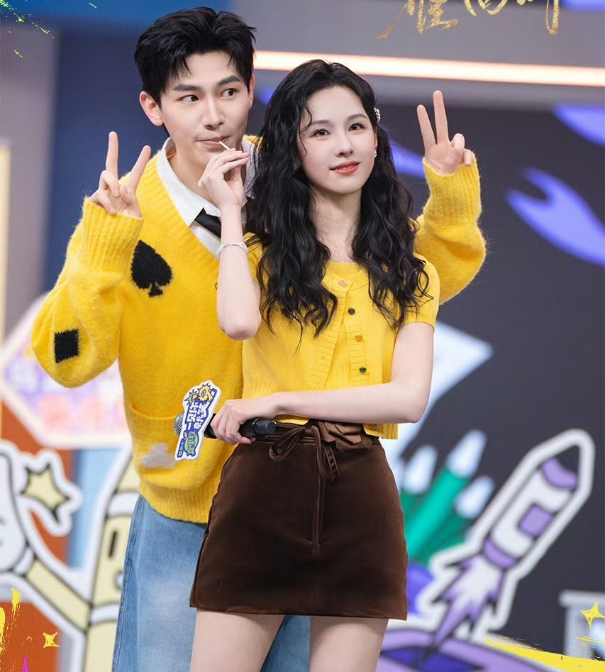 1 cặp đôi phim giả tình thật ngầm công khai hẹn hò: Nhà gái đẹp không thể tả, nhà trai càng bị chê càng nổi- Ảnh 3. 1 cặp đôi phim giả tình thật ngầm công khai hẹn hò: Nhà gái đẹp không thể tả, nhà trai càng bị chê càng nổi- Ảnh 3.