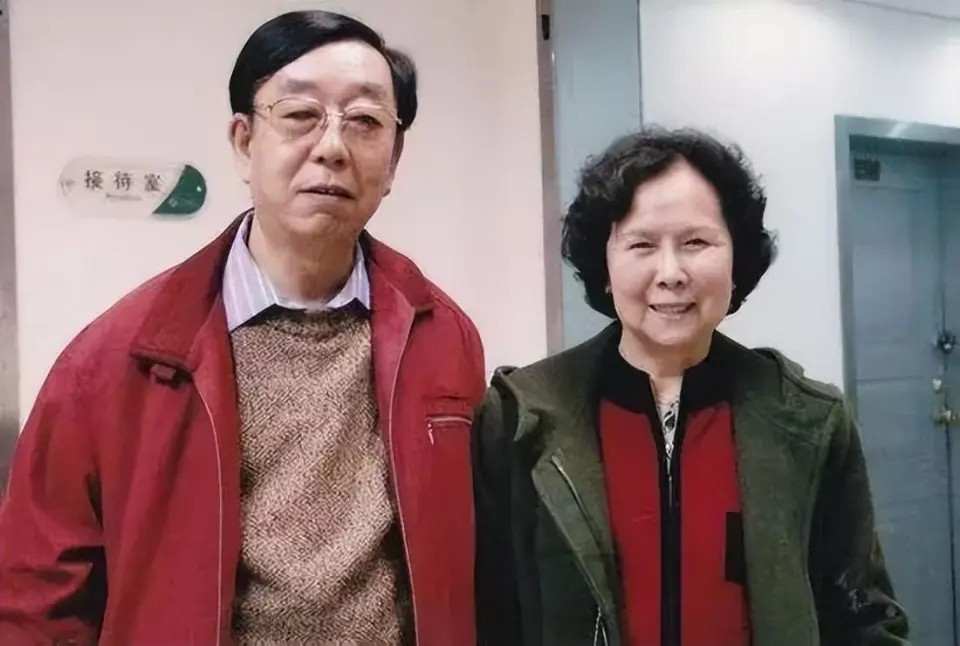 Người góp công quan trọng nhất cho Người góp công quan trọng nhất cho