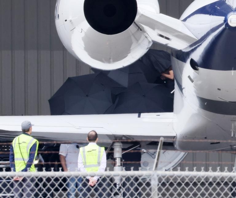 Đám cưới Selena Gomez: Lộ hình ảnh đầu tiên cực choáng của Taylor Swift!- Ảnh 1. Đám cưới Selena Gomez: Lộ hình ảnh đầu tiên cực choáng của Taylor Swift!- Ảnh 1.