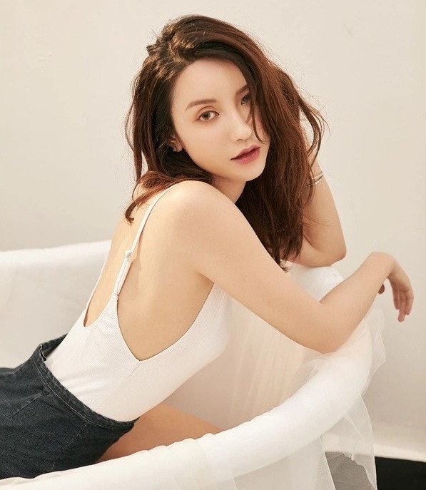 Chủ tịch Taobao ngoại tình với người mẫu đắt giá 10.000 tỷ, chuyện bại lộ vì tiểu tam