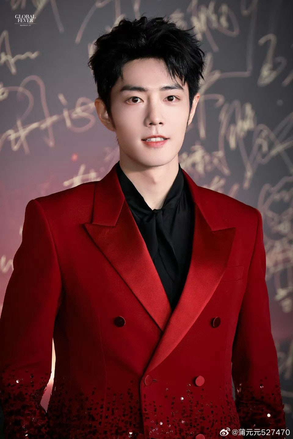 Ông hoàng bà chúa Cbiz làm 1 việc