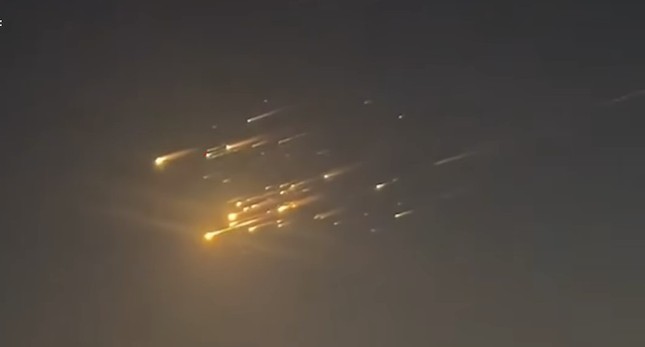 SpaceX của tỷ phú Elon Musk tiếp tục thất bại với tên lửa khổng lồ- Ảnh 1. SpaceX của tỷ phú Elon Musk tiếp tục thất bại với tên lửa khổng lồ- Ảnh 1.