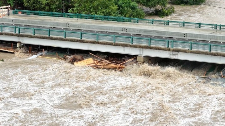 Texas hoang tàn sau trận lũ lịch sử- Ảnh 4.