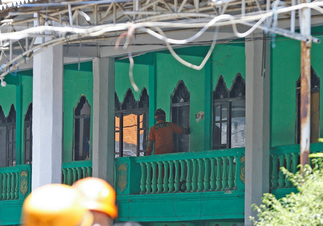 Không còn dấu hiệu sự sống tại trường học bị sập ở Indonesia, nơi 59 học sinh mắc kẹt dưới đống đổ nát- Ảnh 3.