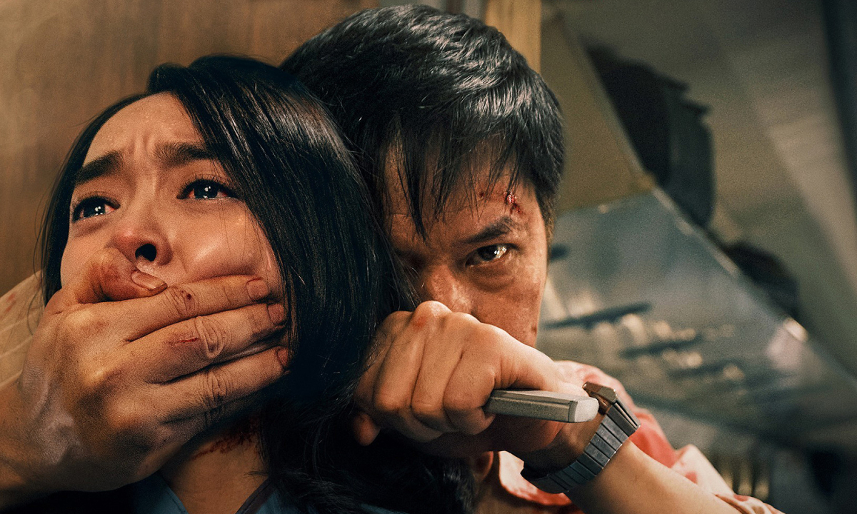 Cuộc tử chiến trên không khiến cả Việt Nam rúng động: 52 phút kinh hoàng được tái hiện, kết thúc ám ảnh như đời thật?- Ảnh 5. Cuộc tử chiến trên không khiến cả Việt Nam rúng động: 52 phút kinh hoàng được tái hiện, kết thúc ám ảnh như đời thật?- Ảnh 5.