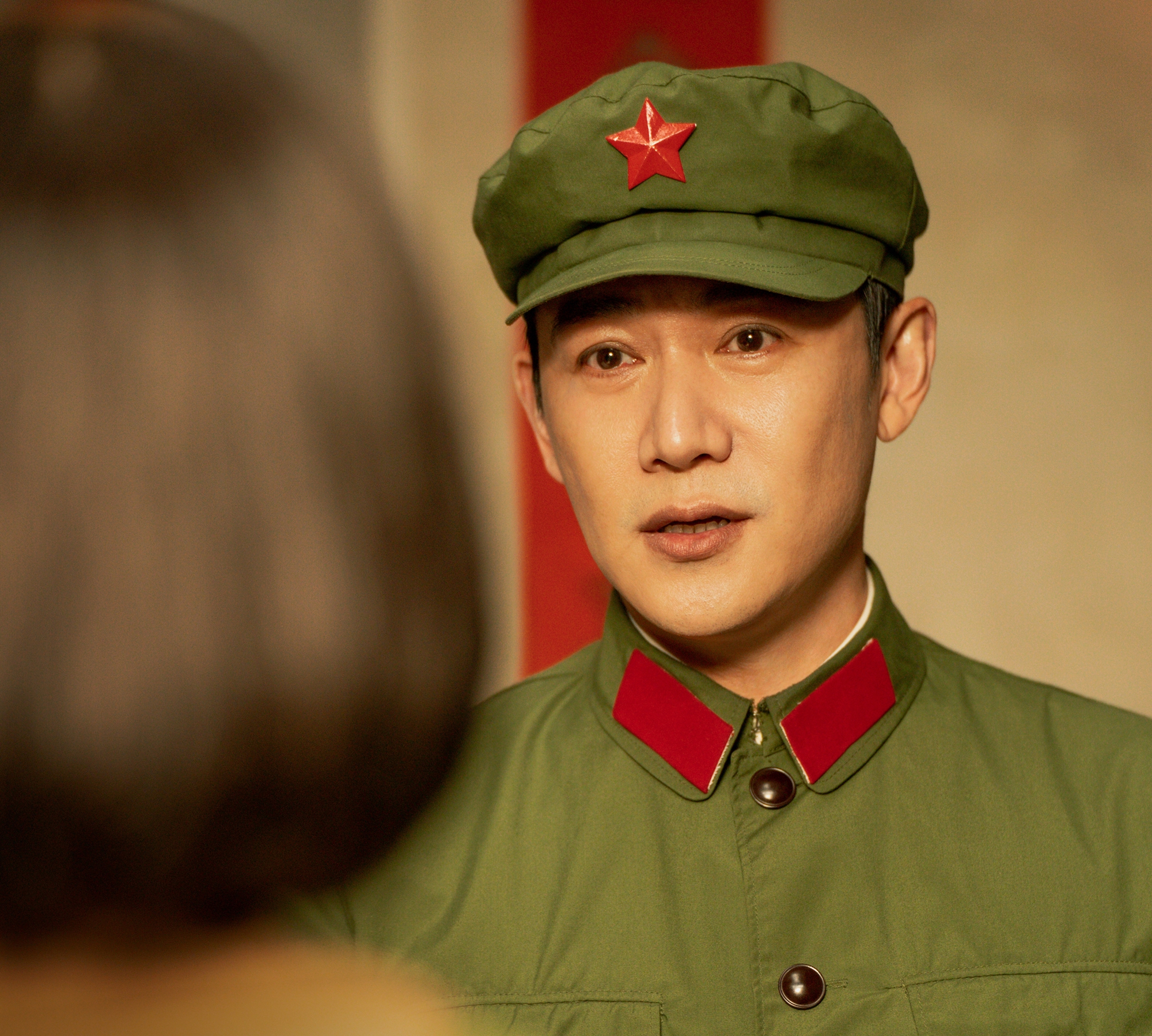 Mỹ nhân U50 vẫn cả gan đóng thiếu nữ nhí nhảnh, gọi bạn diễn cùng lứa là bố không hề ngại ngùng- Ảnh 5. Mỹ nhân U50 vẫn cả gan đóng thiếu nữ nhí nhảnh, gọi bạn diễn cùng lứa là bố không hề ngại ngùng- Ảnh 5.