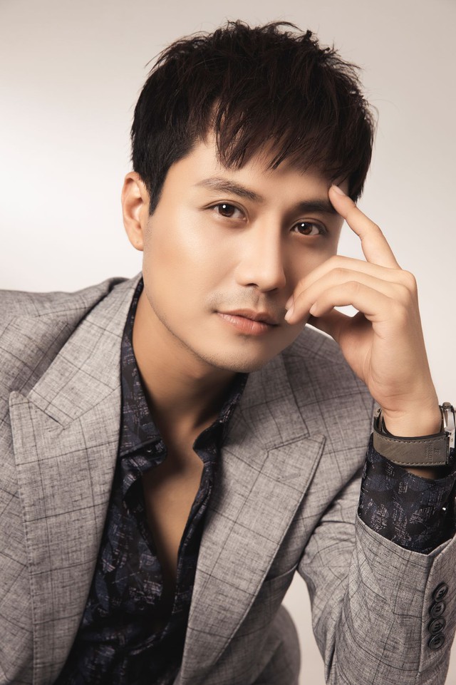 Diễn viên Mùi Cỏ Cháy sau 14 năm giờ là Diễn viên Mùi Cỏ Cháy sau 14 năm giờ là