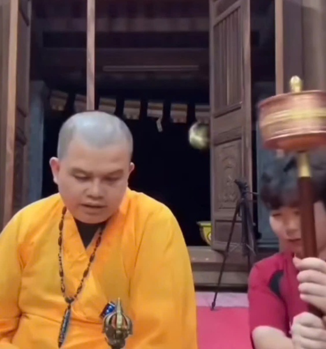 Từng mê Esports, thầy Thích Khai Quảng khiến cộng đồng nhớ đến “Thầy Thách Đấu”- Ảnh 2. Từng mê Esports, thầy Thích Khai Quảng khiến cộng đồng nhớ đến “Thầy Thách Đấu”- Ảnh 2.