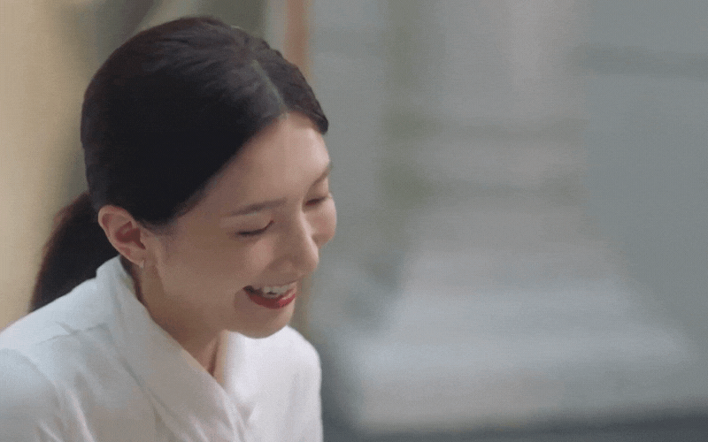 Cảnh “phú bà giả nghèo đi mua trang sức” trong Gió Ngang Khoảng Trời Xanh: Bản gốc xem đã bao nhiêu, bản remake bị chê nhiều bấy nhiêu- Ảnh 3.