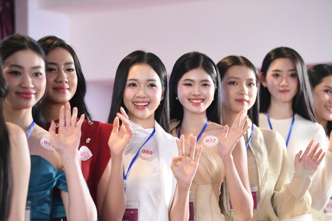 Công bố 18 thí sinh đầu tiên vào Chung khảo Hoa hậu Việt Nam 2024- Ảnh 4. Công bố 18 thí sinh đầu tiên vào Chung khảo Hoa hậu Việt Nam 2024- Ảnh 4.