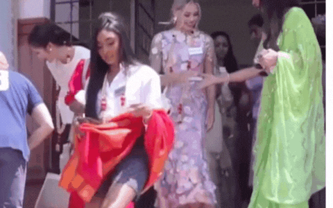 Hoa hậu Ý Nhi ghi điểm với 1 hành động tại Miss World- Ảnh 2.