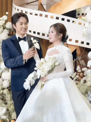 Đám cưới diễn viên Đình Tú - Ngọc Huyền: Dâu rể gấp đôi visual, Quỳnh Nga và dàn mỹ nhân Vbiz đổ bộ- Ảnh 7.