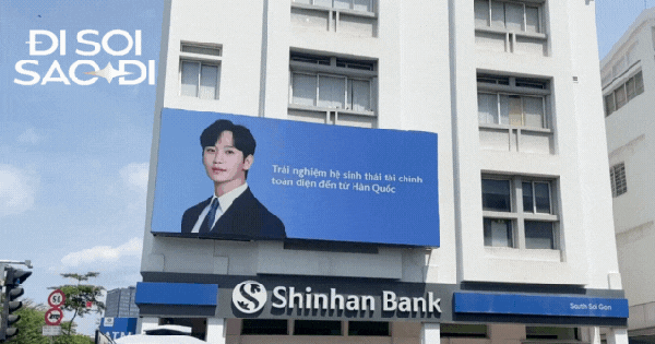 Video: Các cửa hàng Việt Nam gỡ bỏ, "cất kho" poster Kim Soo Hyun giữa bê bối đời tư chấn động 28 Video: Các cửa hàng Việt Nam gỡ bỏ, "cất kho" poster Kim Soo Hyun giữa bê bối đời tư chấn động thiet ke chua co ten 12 17419320851531260612690 0 0 335 640 crop 17419321254301326955141gifpng