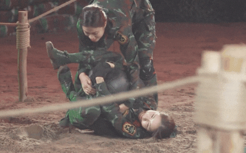 Hoà Minzy sao lại bị đối xử như thế này?- Ảnh 1.