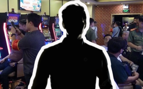 Nam ca sĩ đánh bạc 116 lần trong vụ khách sạn Pullman Hà Nội là ai, chi số tiền khủng cỡ nào?- Ảnh 1.