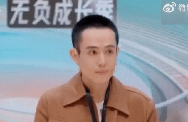 Nam diễn viên bị lừa bán sang biên giới Myanmar khóc lóc sợ sệt, buộc phải làm 1 việc khủng khiếp trên sóng truyền hình- Ảnh 1. Nam diễn viên bị lừa bán sang biên giới Myanmar khóc lóc sợ sệt, buộc phải làm 1 việc khủng khiếp trên sóng truyền hình- Ảnh 1.