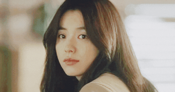 "Mỹ nhân cười đẹp nhất Hàn Quốc" có nhan sắc đỉnh thế nào mà tới giờ chưa ai soán ngôi được? thiet ke chua co ten 2025 07 21t155450806 17530881016661503079507 17532009038981802882500 0 0 400 764 crop 17532009335191026539999gifpng