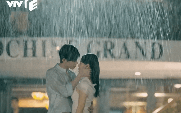 Phim Việt giờ vàng có dàn mỹ nhân đẹp bất bại lúc này: Diễn viên lớn tuổi nhất là người sang nhất!- Ảnh 1.