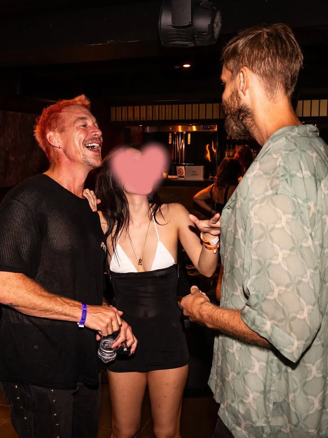 Có ai cuốn hơn Jennie (BLACKPINK): Đi quẩy mà vẫn