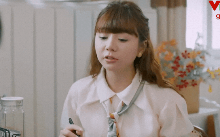 Ngoại hình khác lạ của Quỳnh Kool trong Gió Ngang Khoảng Trời Xanh là do đang có bầu?